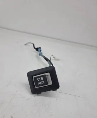 USB socket connector