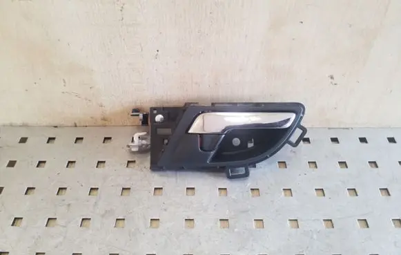 Honda CR-V Front door interior handle 43712XXX
