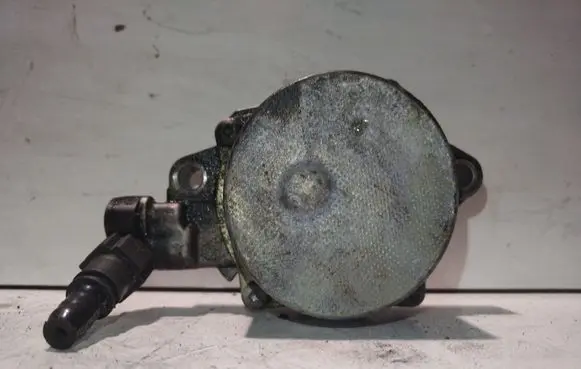 Mazda 2 Vacuum pump