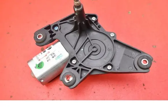 Opel Mokka X Rear window wiper motor 96955193