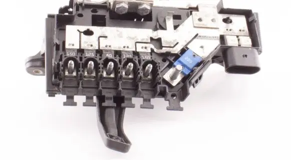 Mercedes-Benz C W205 Fuse module A2055402250