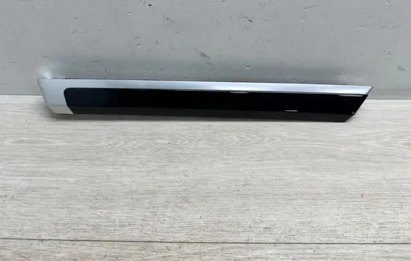 Porsche Cayenne (92A) Front door trim (molding) 7P5867409F 7P5867409F6bb 9588674096BB