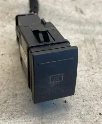 Volkswagen Polo Windscreen/window heater switch 6q0959621