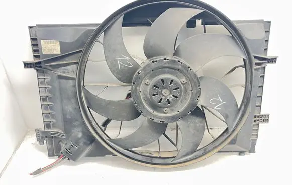 Mercedes-Benz C W203 Electric radiator cooling fan A2035001593
