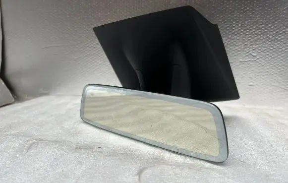 Tesla Model S Rear view mirror (interior) 109261500D 109261000D