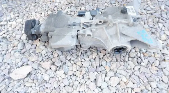 BMW 2 F46 Rear differential 8646692 EA0434174 0815060300010001