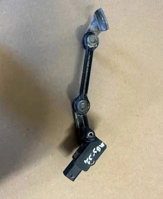 Mercedes-Benz GLE W167 Rear air suspension level height sensor A0009059413 10172402193