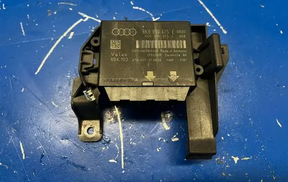 Audi A4 S4 B8 8K Parking PDC control unit/module 8K0919475E 604103