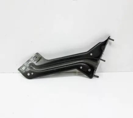 Audi Q5 SQ5 Fender mounting bracket 8R0821135