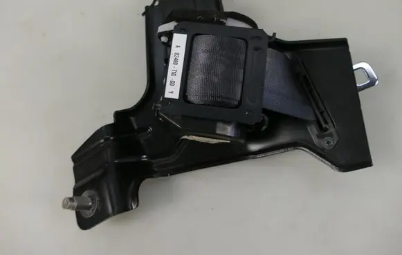 Honda CR-V Middle seatbelt (rear) 82480-T1G-G0