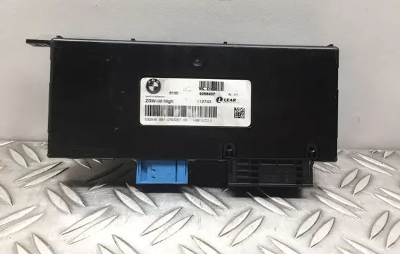 BMW 5 F10 F11 Gateway control module 9266407 61359266407