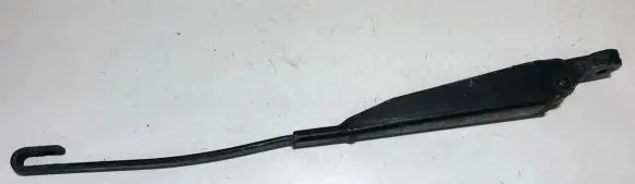 Opel Omega B1 Rear wiper blade arm 90457809