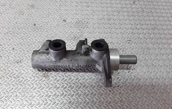 Hyundai Tucson LM Master brake cylinder BM1110732