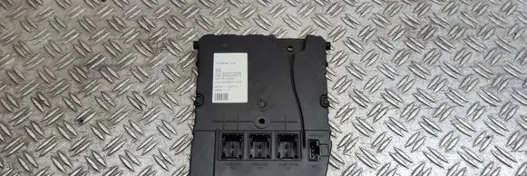 Renault Megane II Comfort/convenience module 8200525385