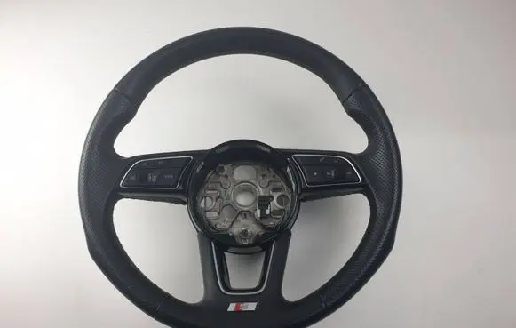 Audi A3 S3 8V Steering wheel 82A419091AD 653988200 362528925