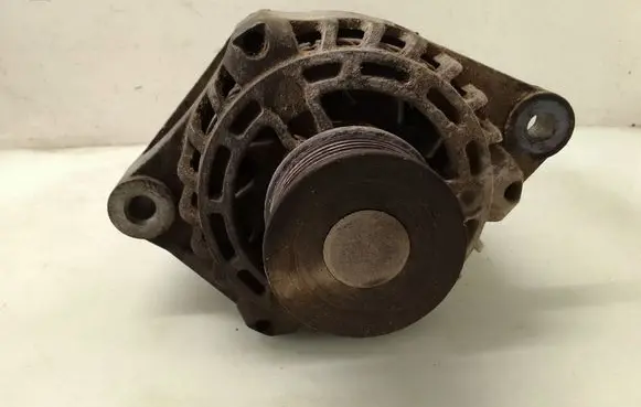 Opel Zafira B Generator/alternator