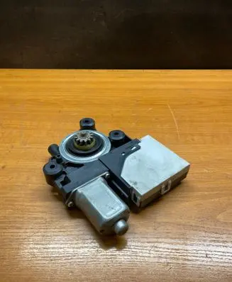 Ford Focus C-MAX Rear door window regulator motor 7M5T14B534CC 942414102 5WK11598E