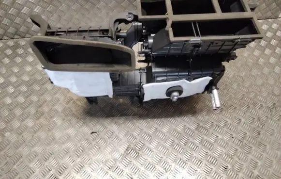 KIA Rio Interior heater climate box assembly LA0F81307Z YBHVACHV10