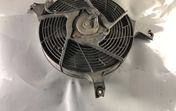 Nissan Patrol Y61 Electric radiator cooling fan