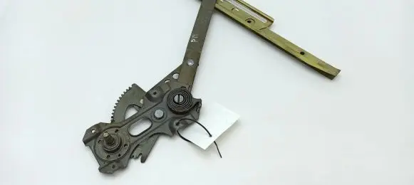 Mercedes-Benz 250 280 C CE W114 Front door manual window regulator 