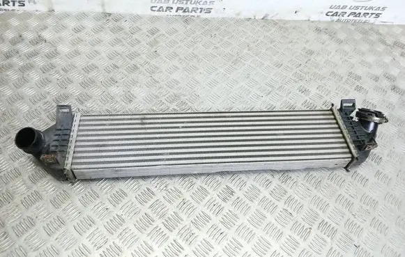 Ford Focus C-MAX Intercooler radiator 8V619L440AC