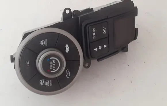 Honda Insight Interior fan control switch D09US