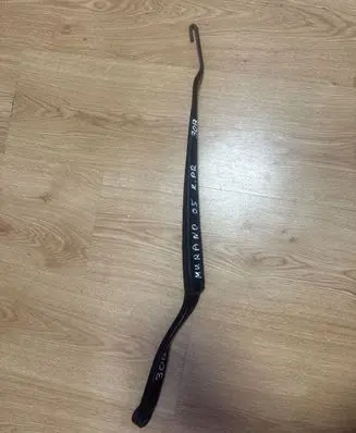 Nissan Murano Z50 Front wiper blade arm
