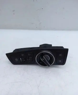 Hyundai i40 Light switch 933003Z970
