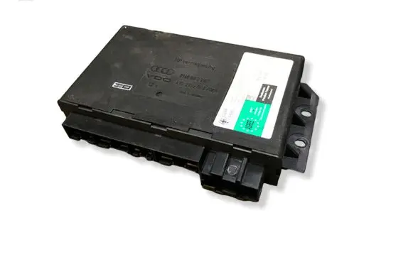 Audi TT Mk1 Comfort/convenience module 8N8962267 410215007001