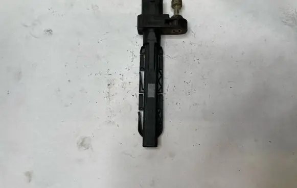 BMW 3 E92 E93 Crankshaft position sensor 7806782