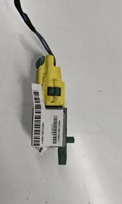 Volkswagen PASSAT B6 Airbag deployment crash/impact sensor