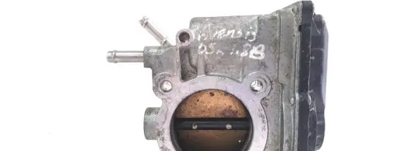 Toyota Avensis T250 Throttle valve 22030-00011