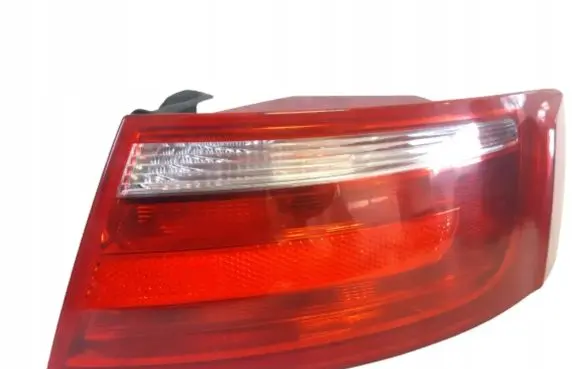 Audi A5 8T 8F Rear/tail lights 8T0945096