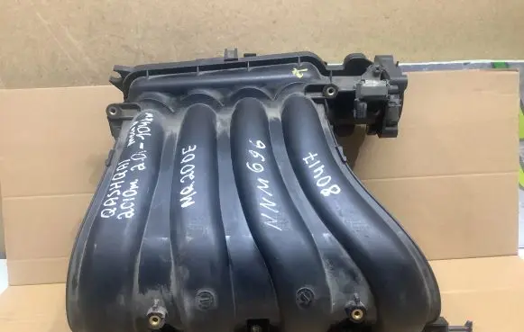 Nissan Qashqai Intake manifold