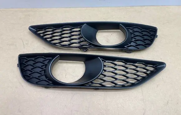 Audi Q7 4L Front fog light trim/grill 4L0807676C 4L0807675C