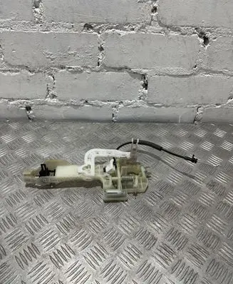 Hyundai Tucson TL Front door exterior handle/bracket 