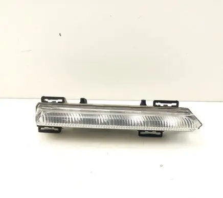 Mercedes-Benz B W246 W242 Front fog light A2049069200 606324R 606124R