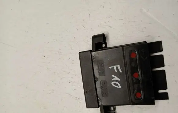 BMW 5 F10 F11 Current control relay 9153418