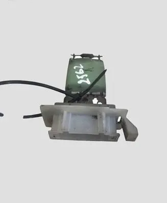 Volkswagen Golf V Heater blower motor/fan resistor