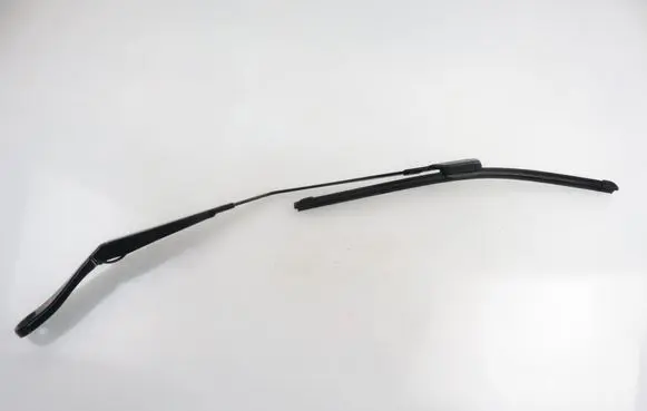 Volvo V60 Front wiper blade arm 30753505