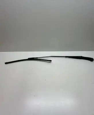 Audi Q8 Windshield/front glass wiper blade 4M8955408