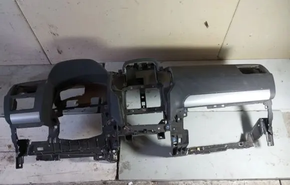 Opel Zafira B Dashboard 13162475