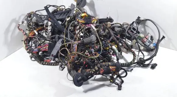 Porsche Boxster 986 Engine installation wiring loom 98661290300