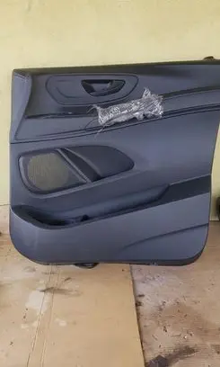 Mercedes-Benz Vito Viano W447 Front door card panel trim