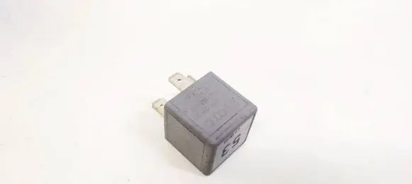 Volkswagen PASSAT B6 Other relay 141951253B