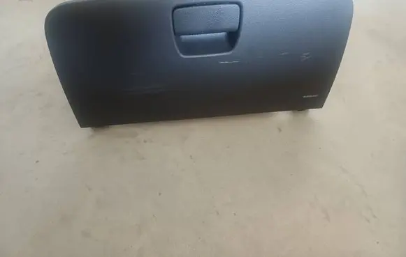 Buick Encore I Glove box AVF91032