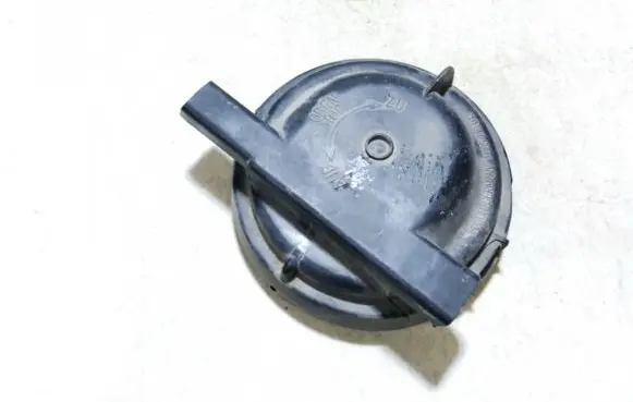 Audi 100 200 5000 C3 Headlight/headlamp dust cover 1305219013