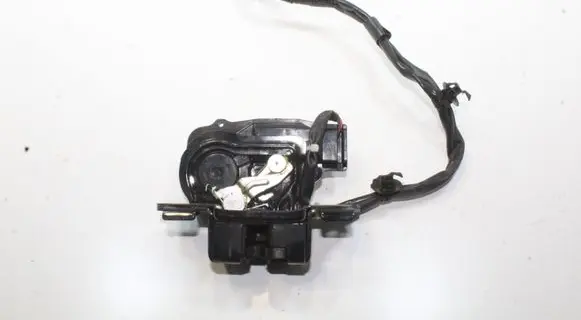 Lexus CT 200H Tailgate/trunk/boot lock/catch/latch
