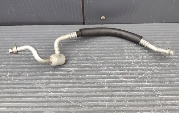 Nissan Qashqai J12 Air conditioning (A/C) pipe/hose 924806UB0A