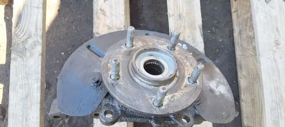 Dodge Journey Front wheel hub